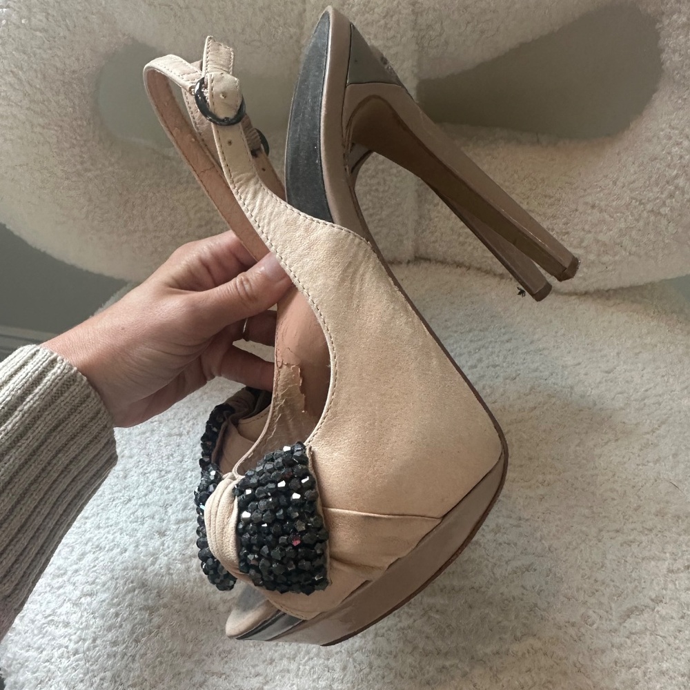 Jessica Simpson Rhinestone Bow Heel - Picture 6 of 6